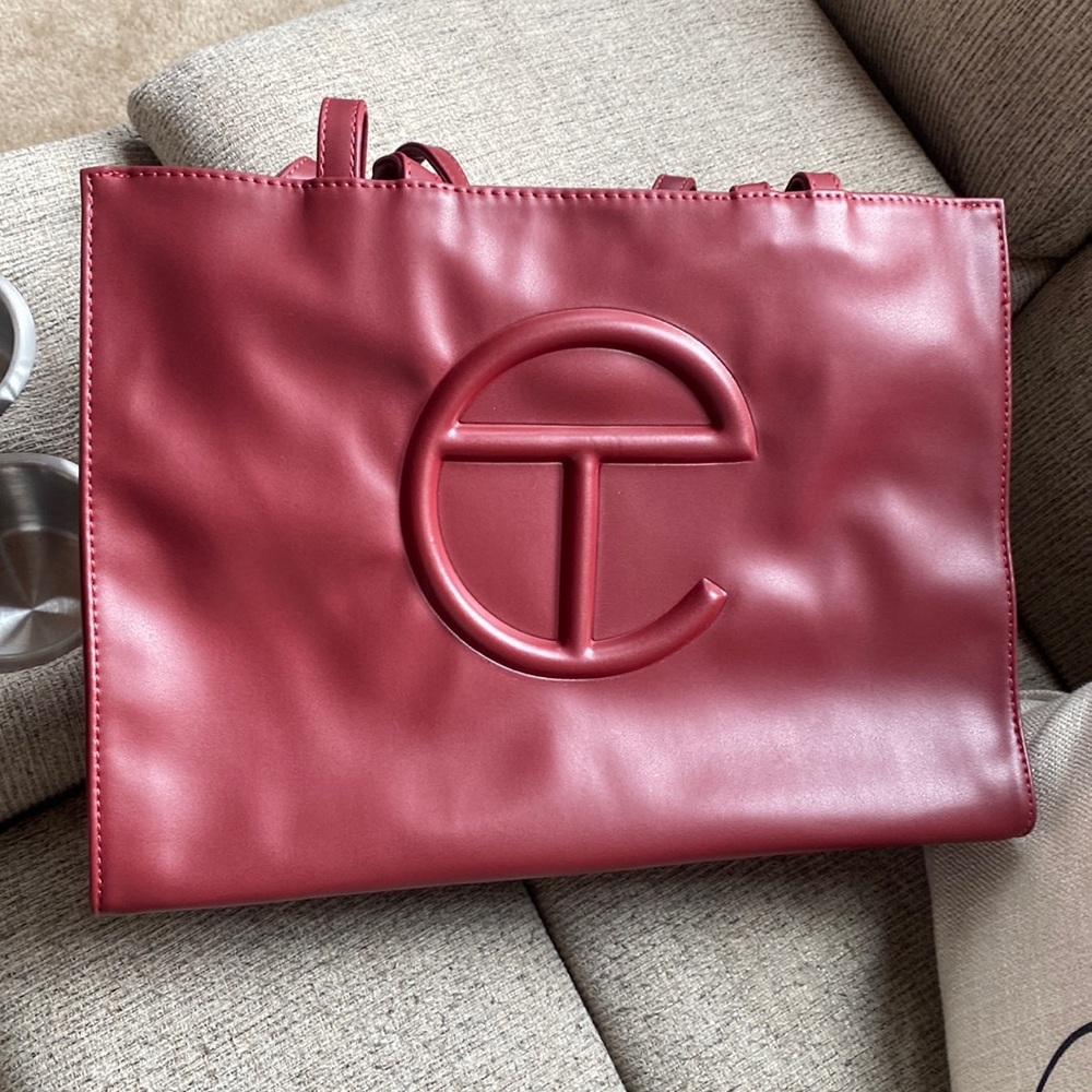 Oxblood Medium Teflar Bag